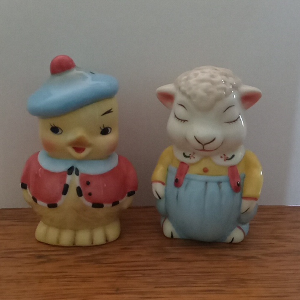 Department 56 Chick and Lamb Salt and Pepper Shakers.